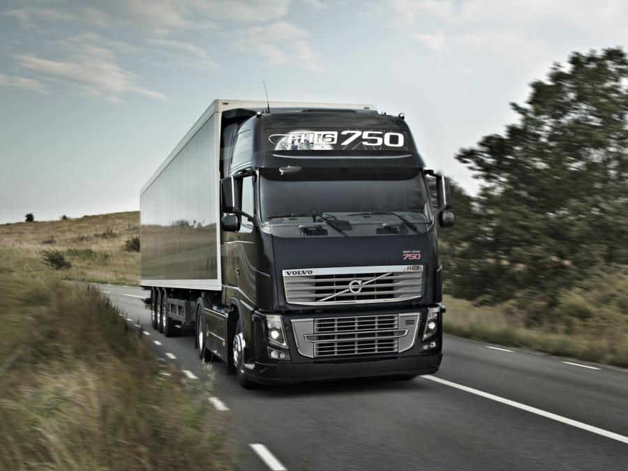  Volvo FH16 750 4x2 2011 года  (фото 4 из 7)